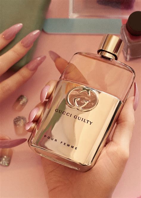 lana gucci perfume